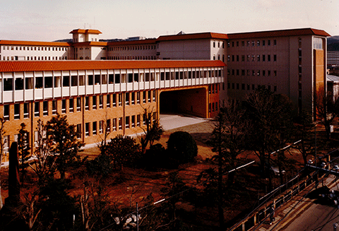 石川県立泉丘高等学校