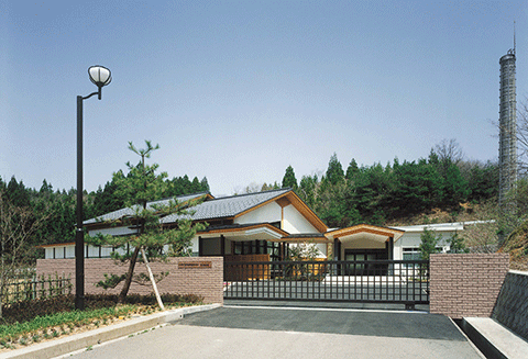 やすらぎの杜 火葬場待合棟